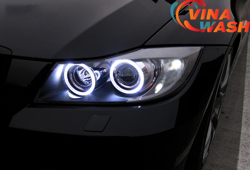 Độ đèn Bi Xenon cho xe ô tô giúp tăng cường độ chiếu sáng