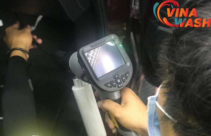 vệ sinh dành lạnh ô tô bằng phương pháp nội soi