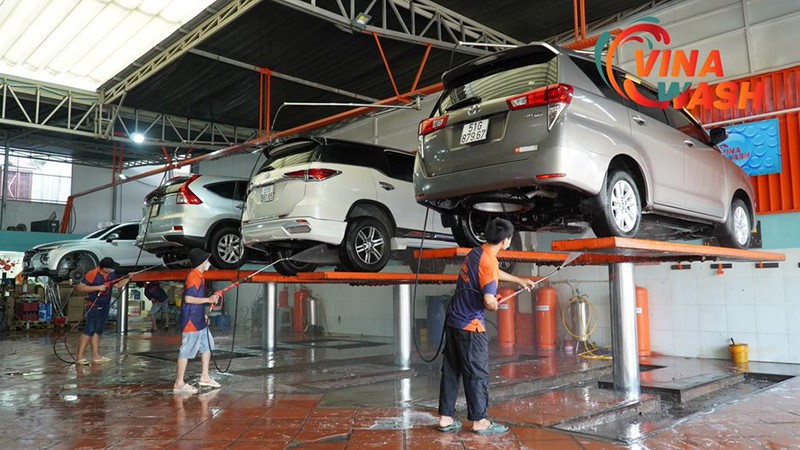 Quy trình rửa xe ô tô chuyên nghiệp
