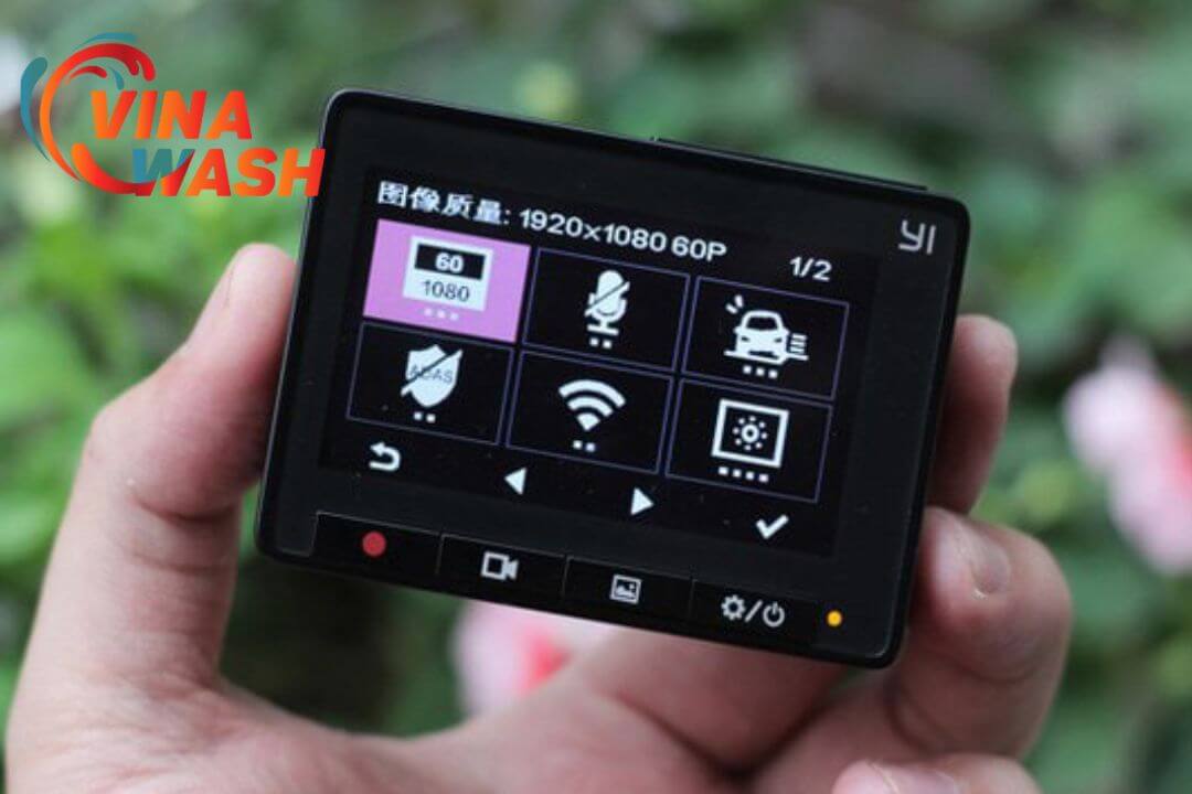 Thiết kế nhỏ gọn tiện lợi của Camera hành trình Xiaomi YI CAR 2K