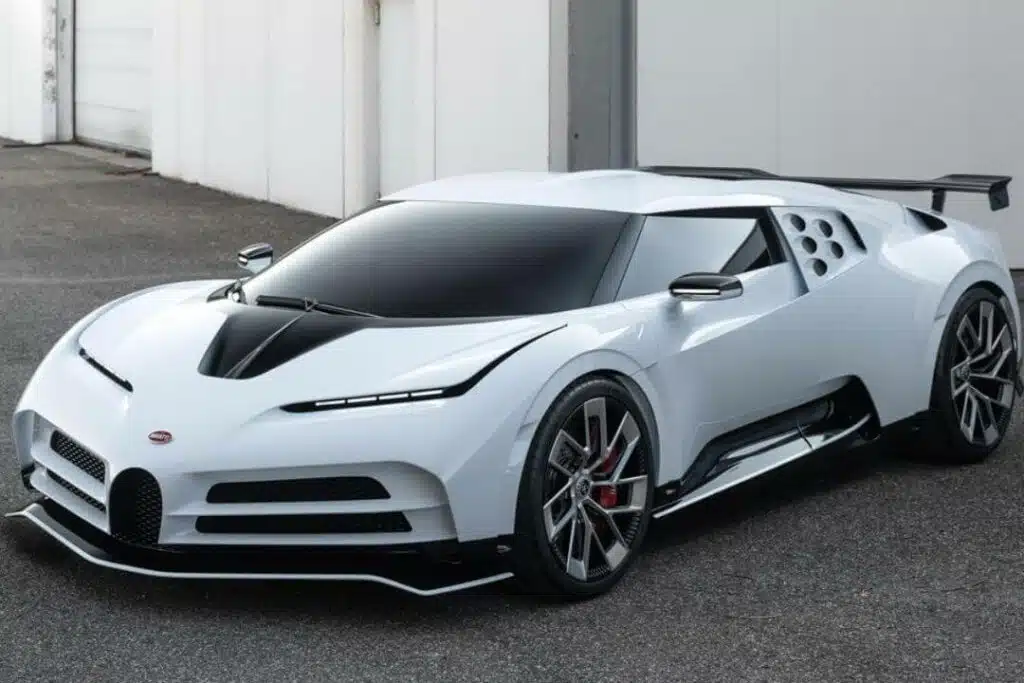 BUGATTI CENTODIECI (213 tỷ)