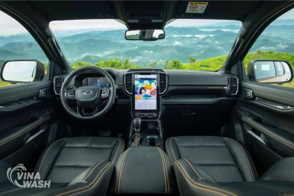 Dán PPF nội thất xe Ford Wildtrak 2023