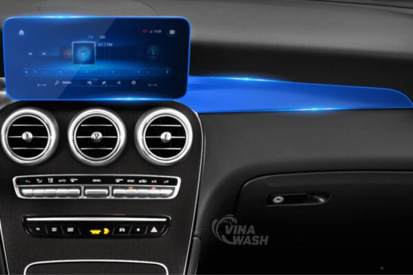 Dán PPF nội thất xe Mercedes GLC 200 - Ảnh 2