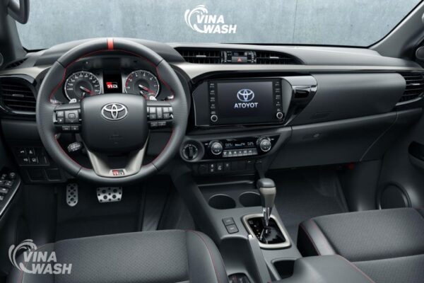 Dán PPF nội thất xe Toyota Hilux