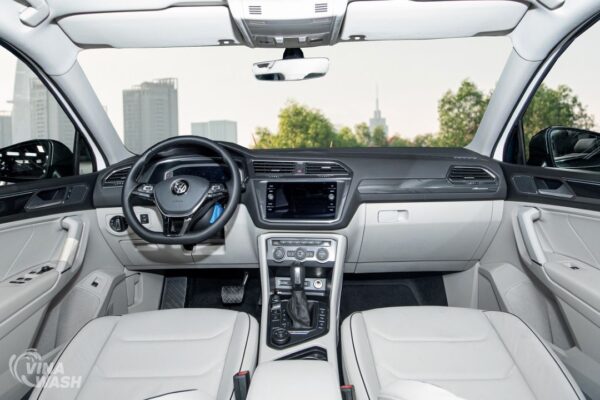 Dán PPF nội thất xe Volkswagen Tiguan