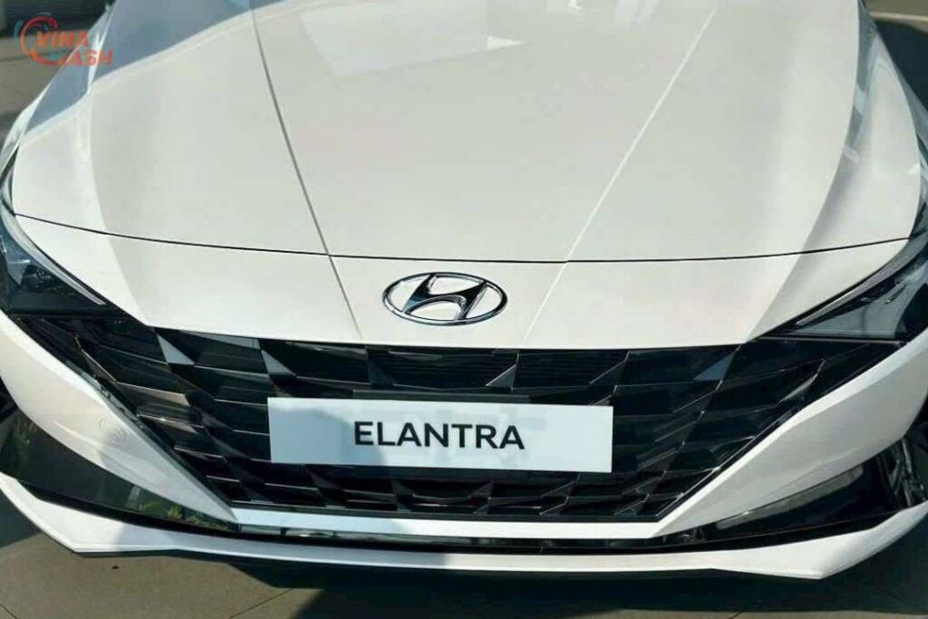 Đầu xe Hyundai Elantra 2024