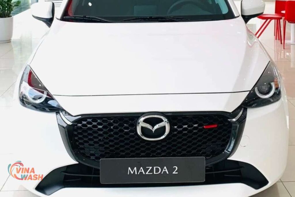 Đầu xe Mazda 2 2024