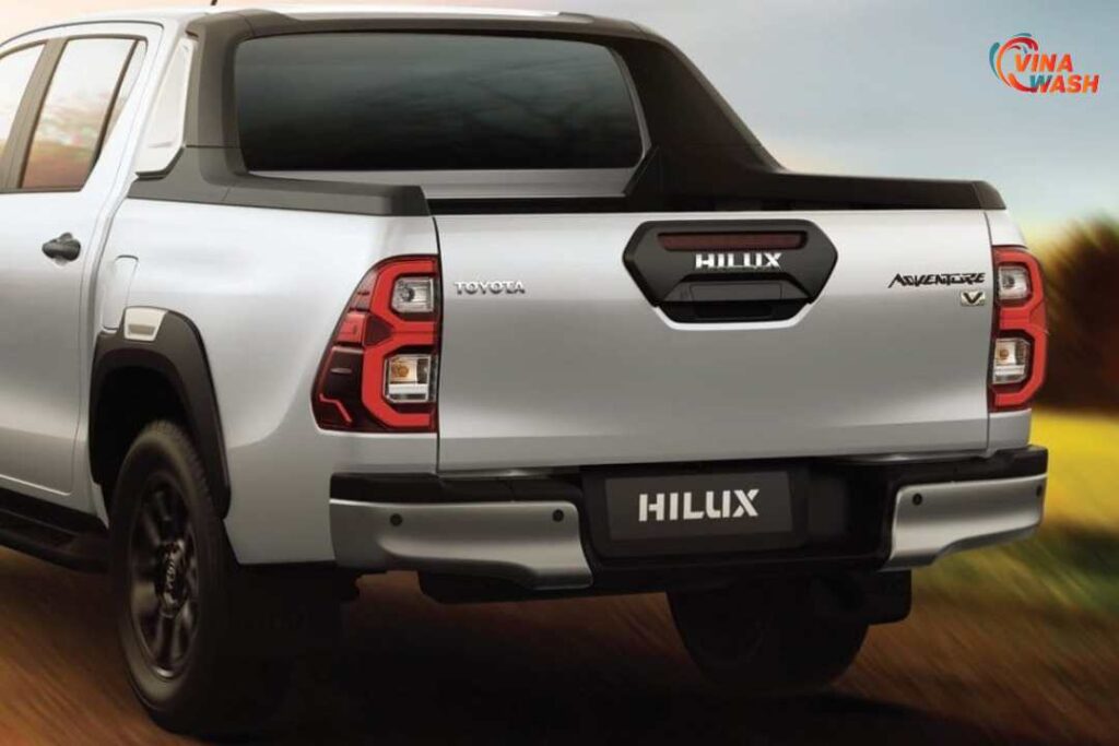 Đuôi xe Toyota Hilux