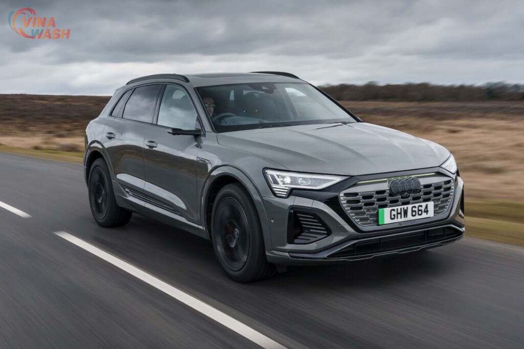 Giá xe AUDI Q8 e-tron 2024- Cập nhật mới nhất