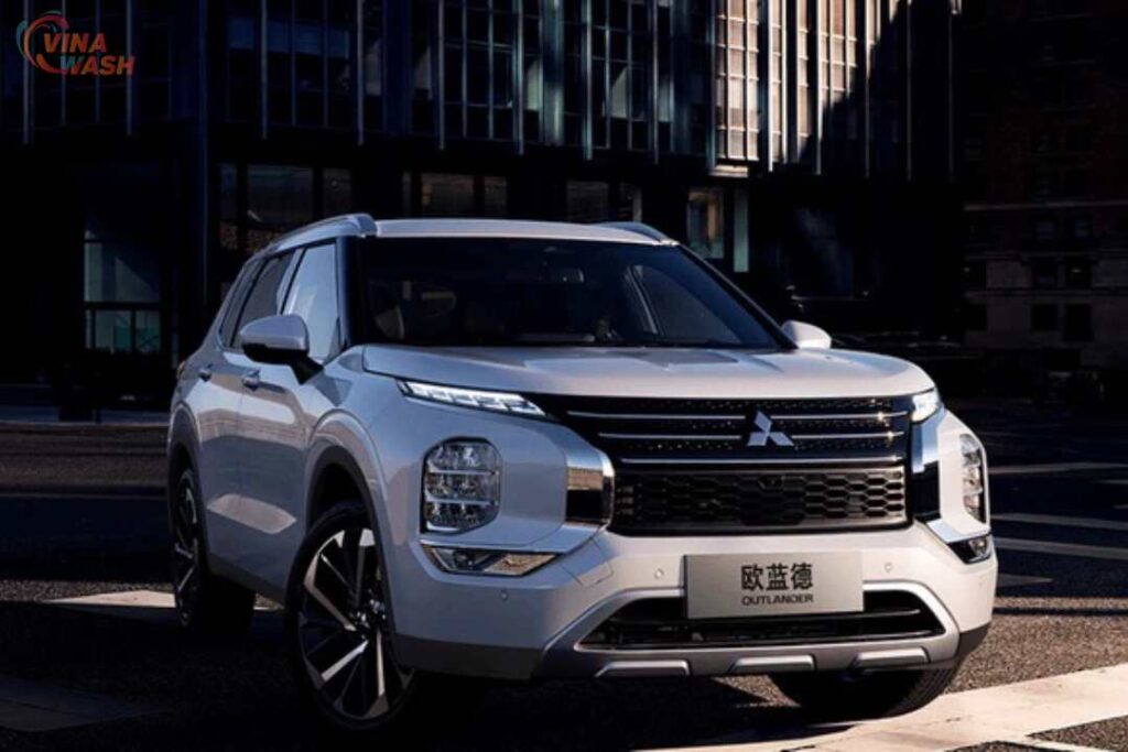 Mitsubishi Outlander 2024