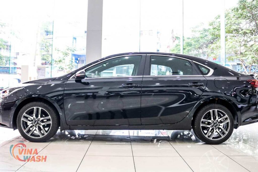 thân xe KIA Cerato