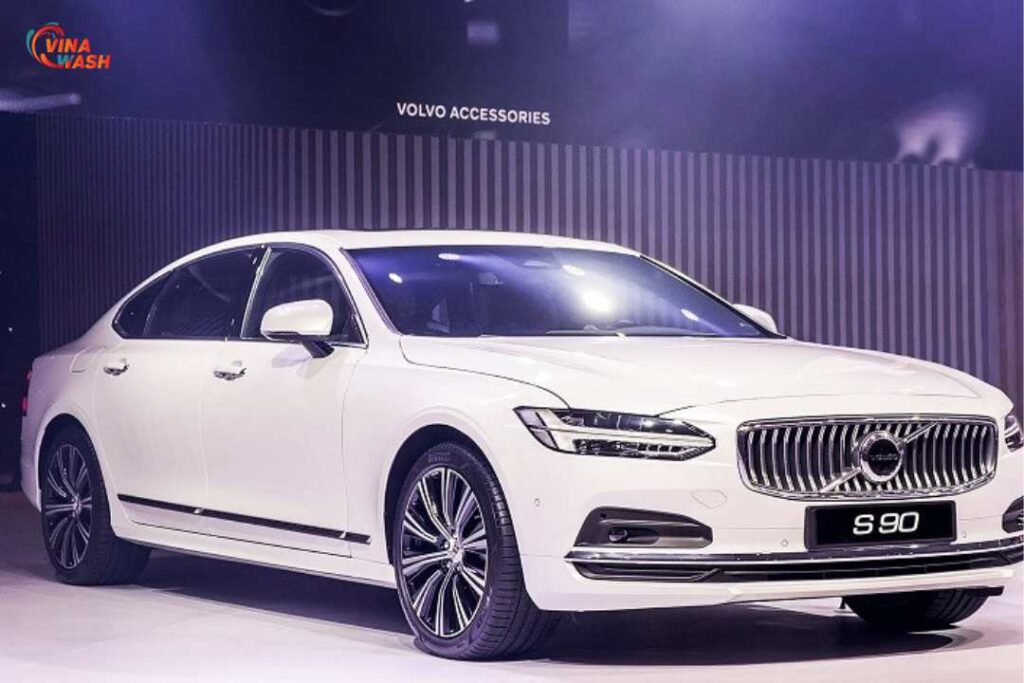 Đánh giá Volvo S90 chi tiết