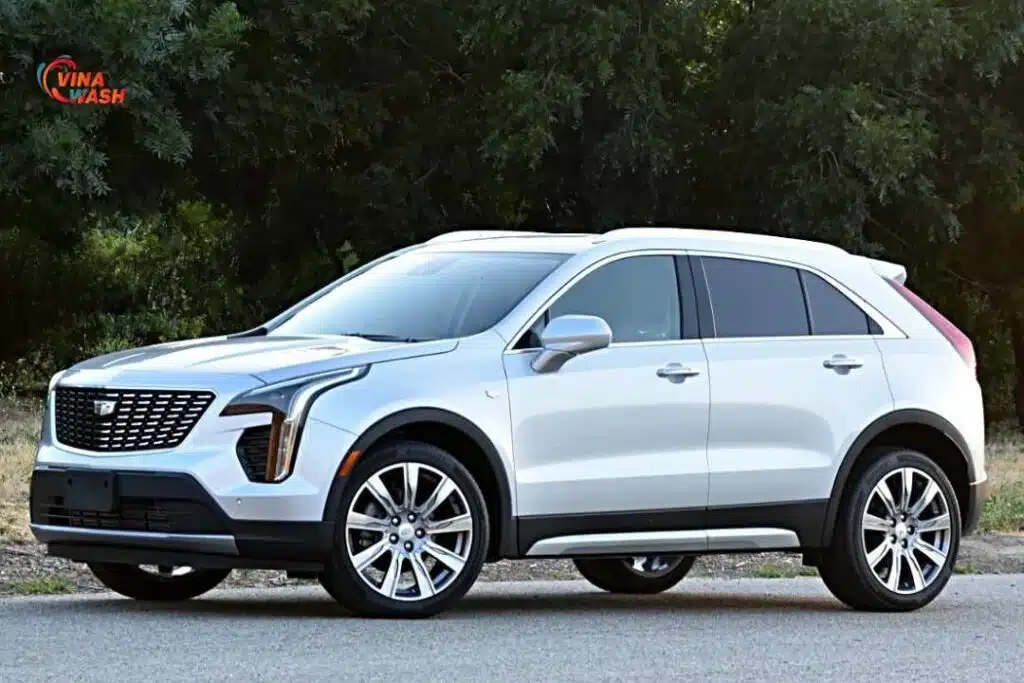 Giá xe Cadillac XT4 chi tiết