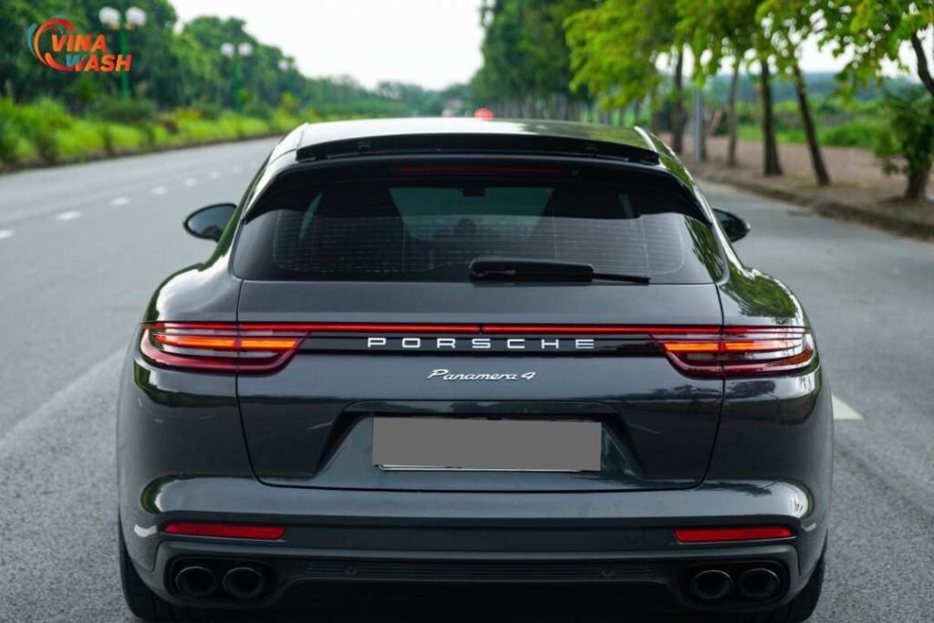 Thiết kế đuôi xe Porsche Panamera