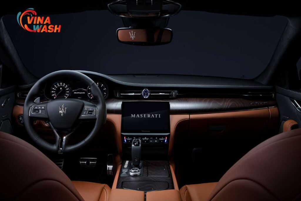 Nội thất Maserati Quattroporte 2025: Tiện nghi và công nghệ cao