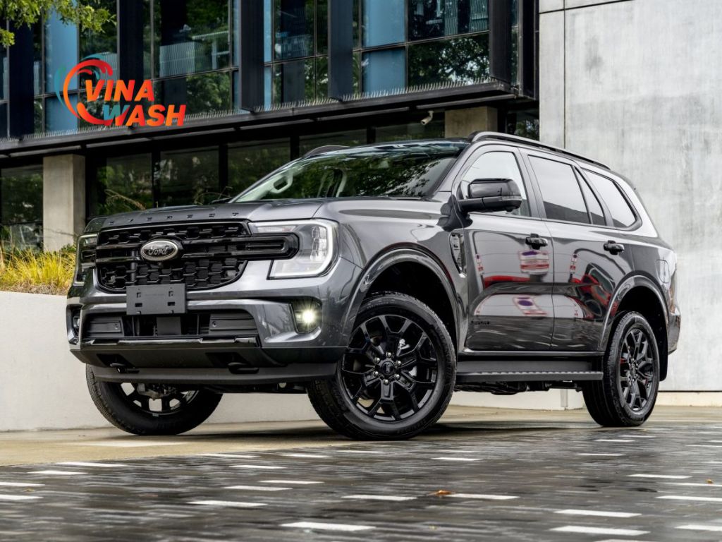 Vẻ đẹp hầm hố, sang trọng, mạnh mẽ đầy chất Mỹ của Ford Everest 2025