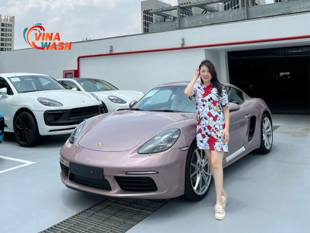 SUV hạng sang gầm cao dành cho phụ nữ yêu sự thoải mái và đẳng cấp