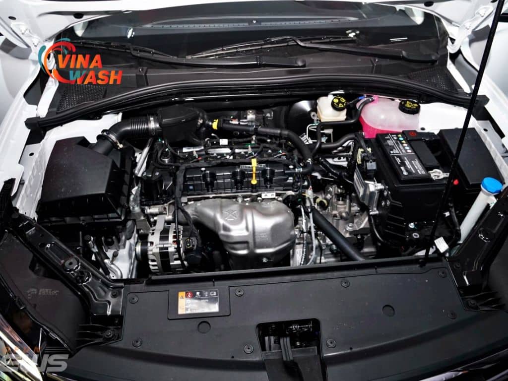 Dù là xe mới xuất xưởng, nhưng quá trình vận chuyển hoặc tồn kho kéo dài có thể ảnh hưởng đến tình trạng kỹ thuật bên trong