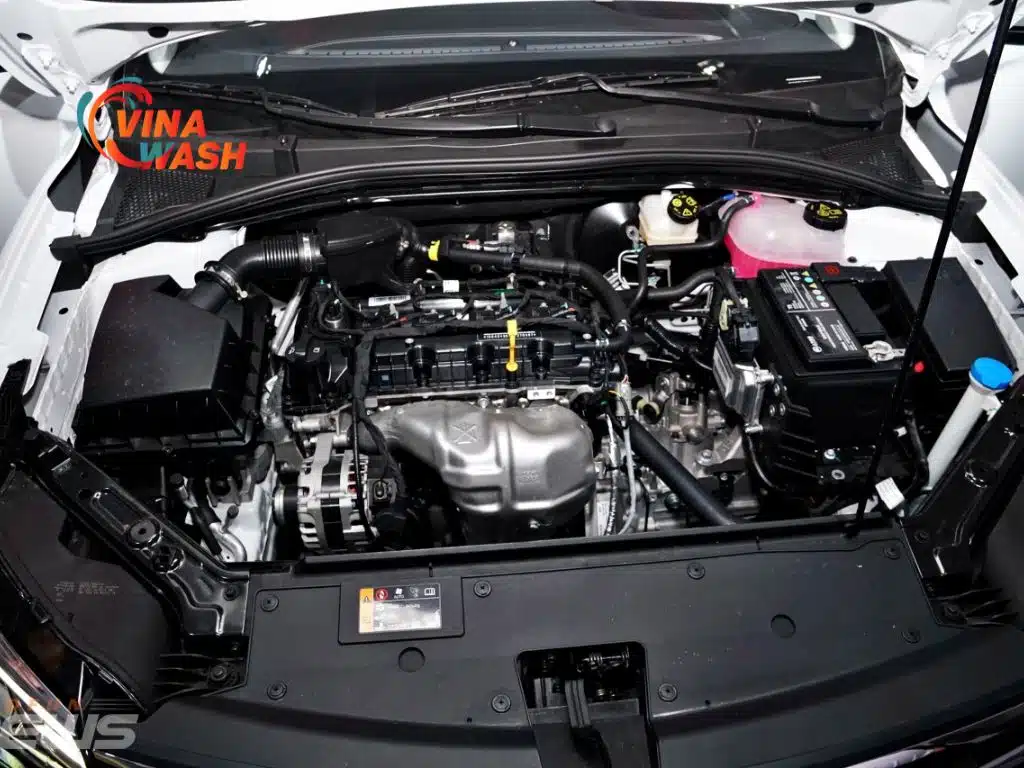 Dù là xe mới xuất xưởng, nhưng quá trình vận chuyển hoặc tồn kho kéo dài có thể ảnh hưởng đến tình trạng kỹ thuật bên trong