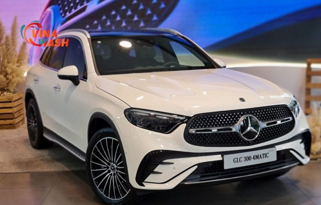 Đáng chú ý, Mercedes-Benz hiện nằm trong Top 10 thương hiệu ô tô đáng sở hữu nhất toàn cầu