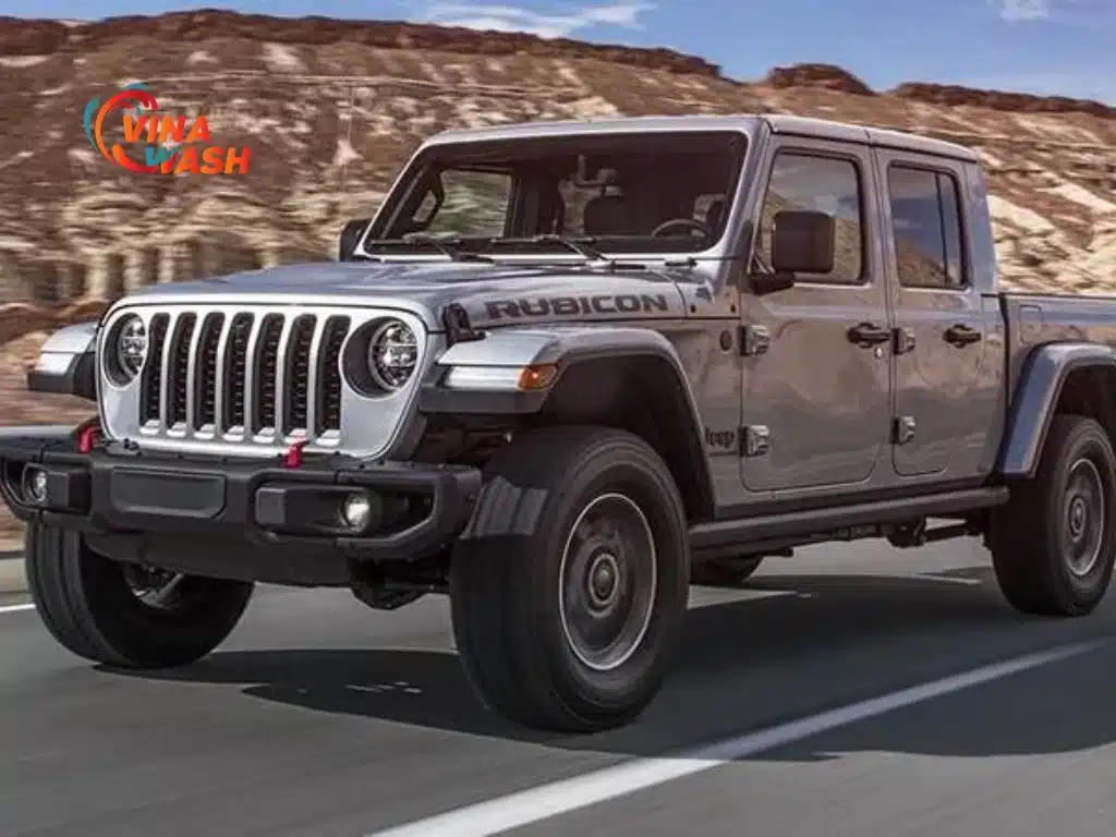 Jeep Gladiator 2025 khi nhập khẩu về nước đã được đăng ký là dòng xe bán tải cabin kép chở người