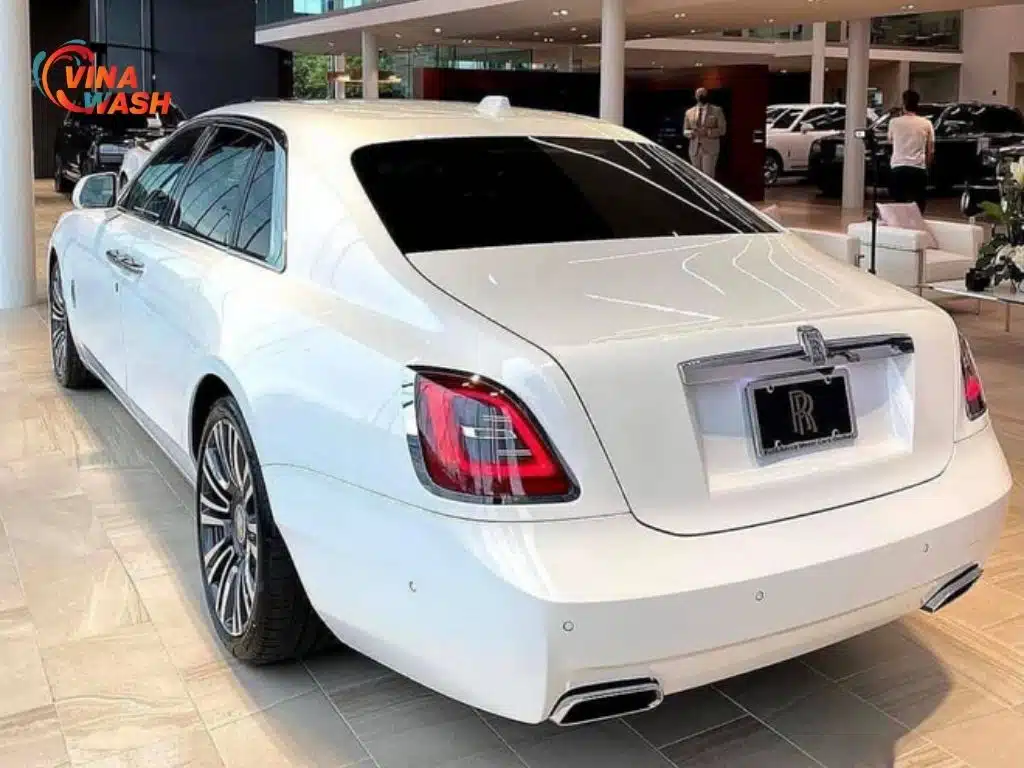 Phần đuôi xe của Rolls-Royce ghost