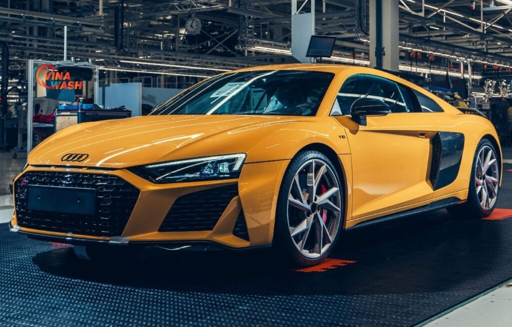 Hãy cùng khám phá vì sao Audi R8 2025 là lựa chọn của những người dẫn đầu xu hướng!
