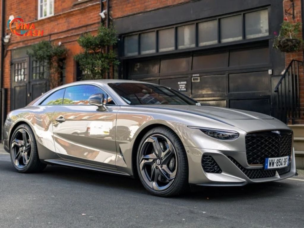 Kết thúc đẹp đẽ cho kỉ nguyên xe xăng của Bentley