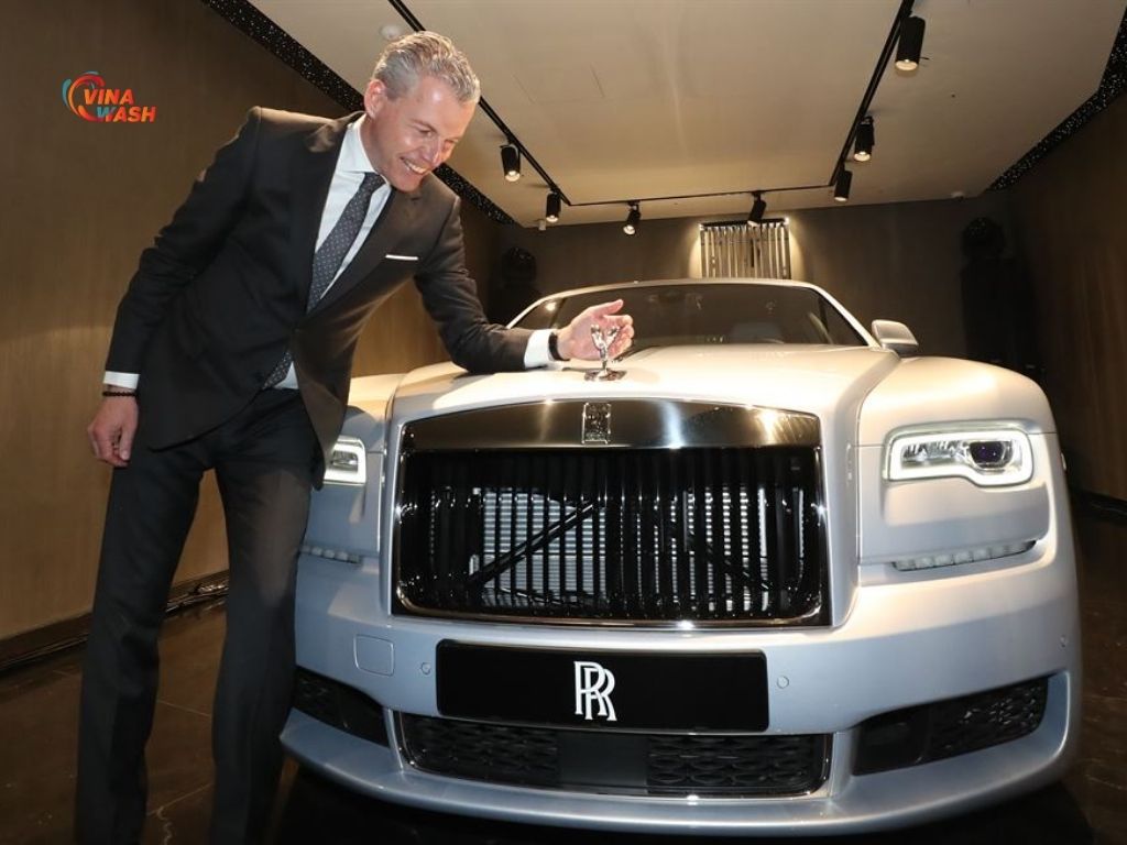 Rolls-Royce phù hợp với những tay tài phiệt nắm tài sản tỷ đô
