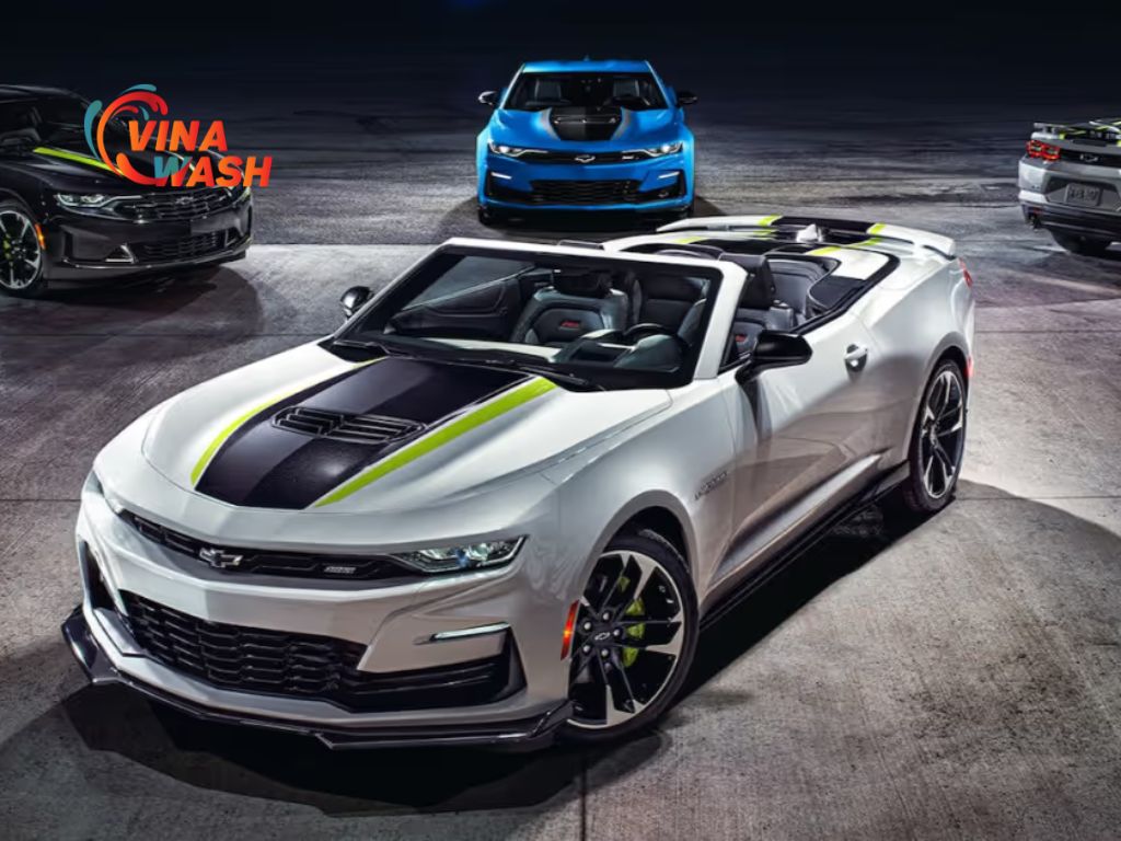 Không chỉ mạnh mẽ ở thiết kế và động cơ, Chevrolet Camaro 2025 còn ghi điểm với loạt trang bị tiện nghi đáng giá