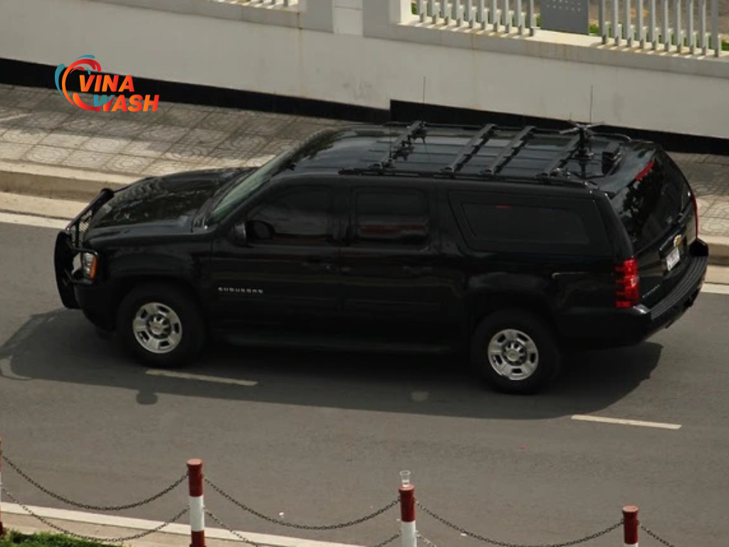 Ngoại hình và thiết kế của Suburban - Khủng long Mỹ