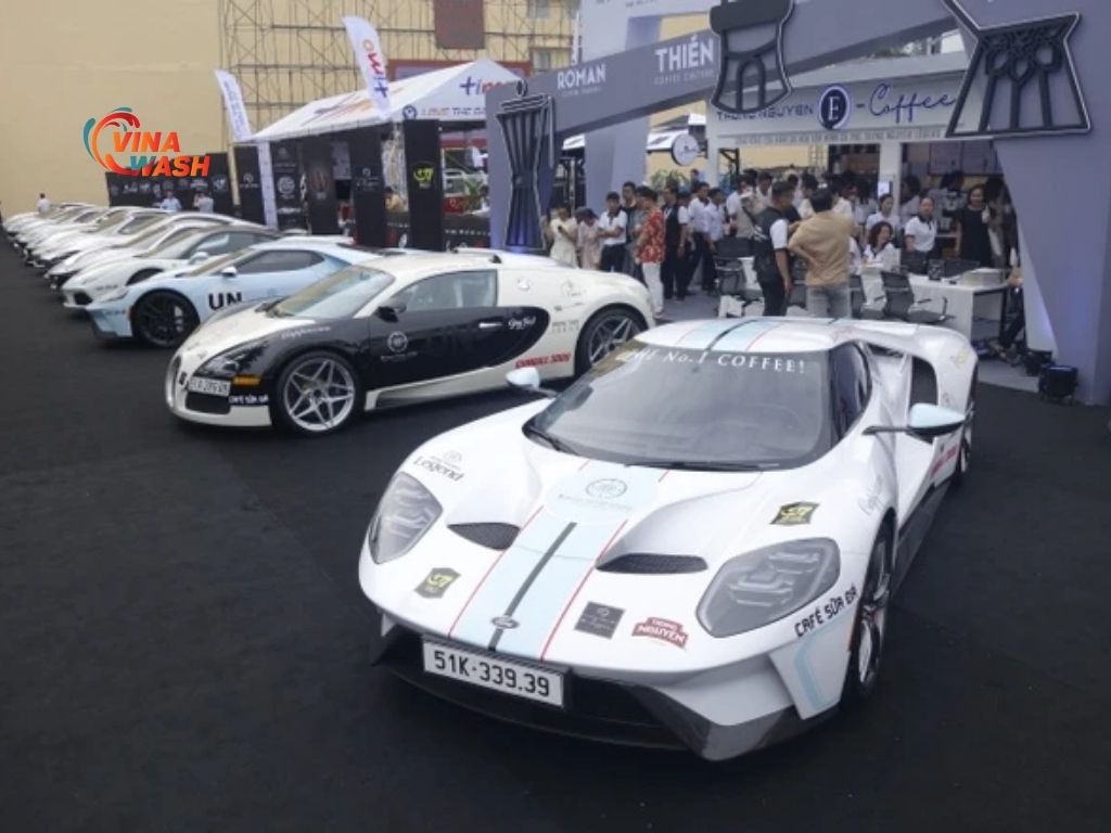 Ford GT và các siêu xe khác của Đặng Lê Nguyên Vũ 