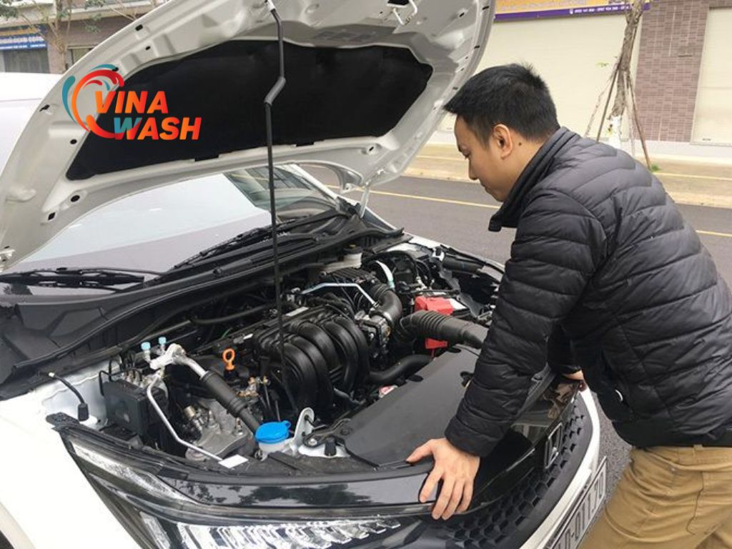 Động cơ là trái tim của một chiếc xe, nên càng cần kiểm tra cũ