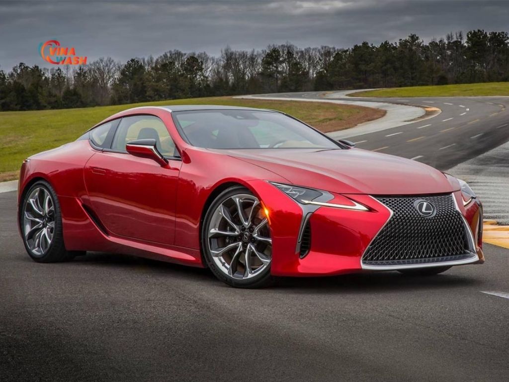 LC 500 cho cảm giác lái đậm chất Grand Tourer (GT) – vừa thể thao vừa êm ái