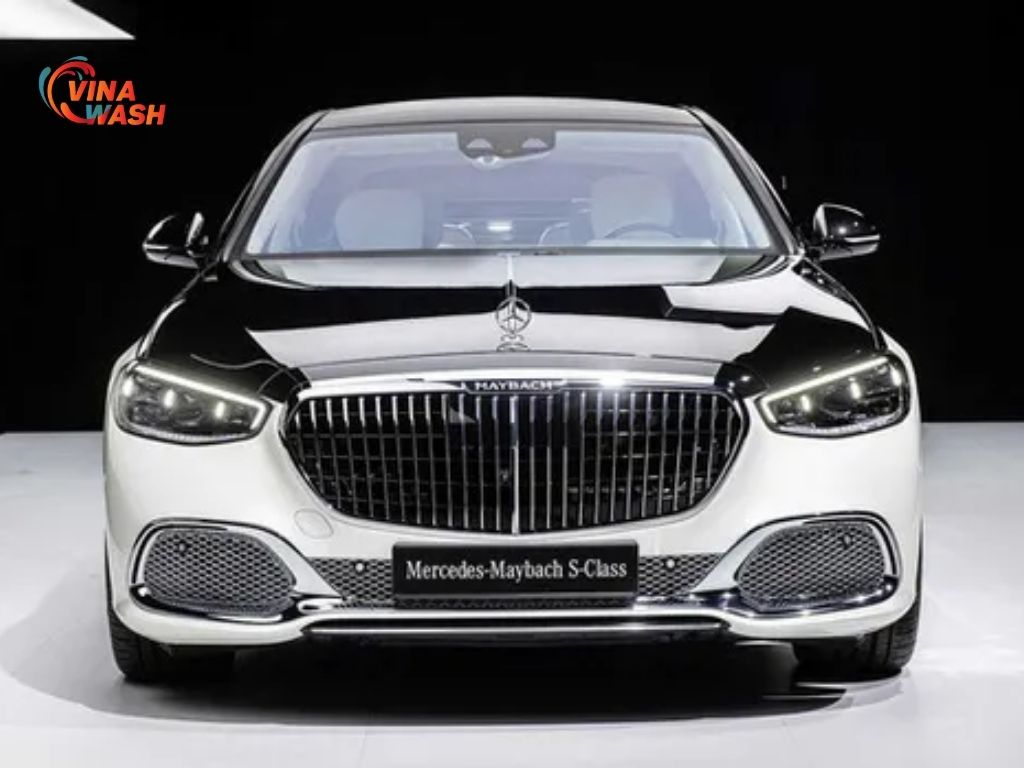 Xe được trang bị loạt tính năng an toàn chủ động hiện đại, chuẩn mực của dòng xe siêu sang