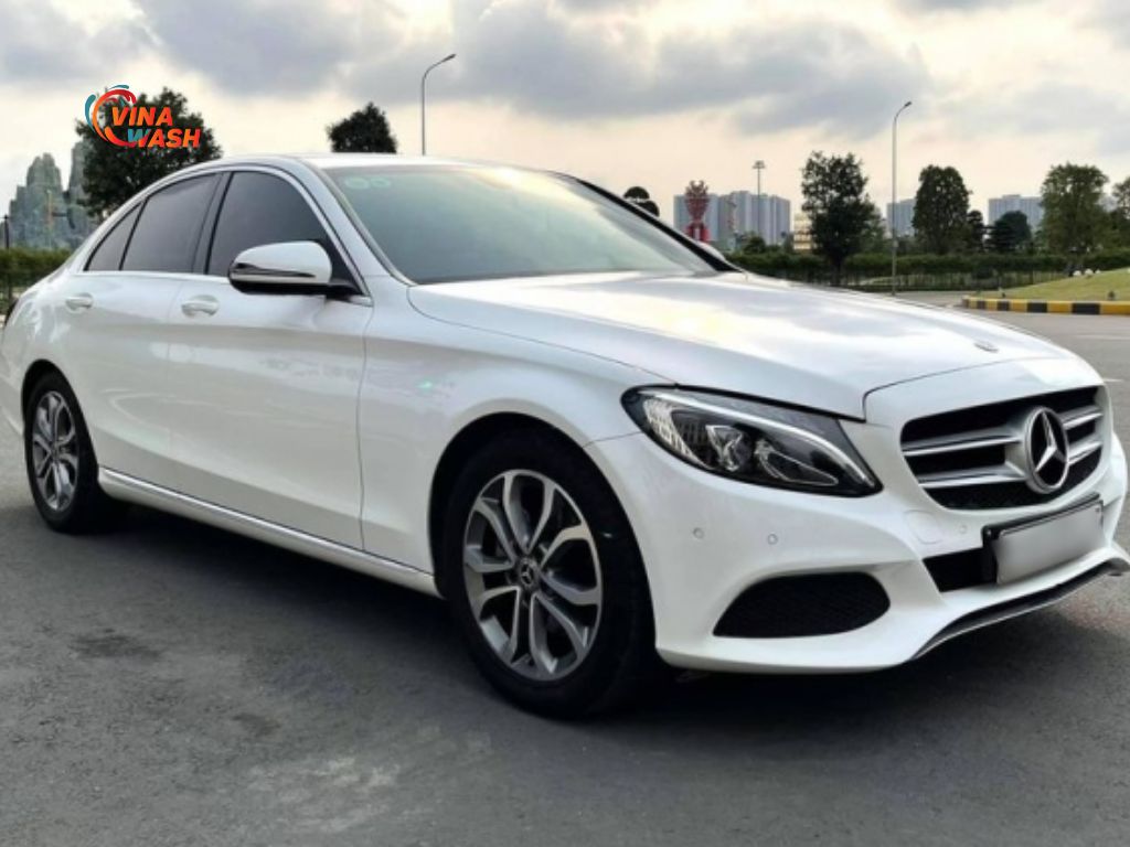 Dưới 1 tỷ là có xe sang nhưng túi vẫn phải còn tiền vì bảo dưỡng và sữa chữa chi phí cao hơn xe phổ thông khác