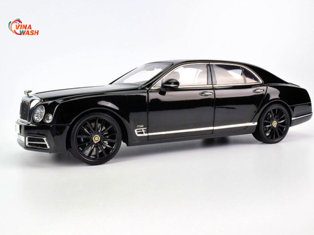 Phần thân xe của Bentley Mulsanne phiên bản W.O Edition