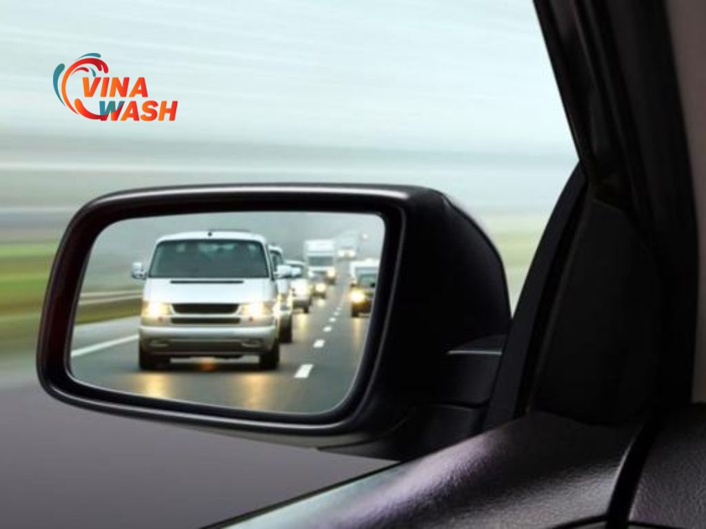 Tăng cường an toàn giao thông với kiểm tra gương và điểm mù 