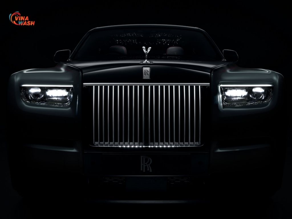 Phần đầu Rolls-Royce Phantom