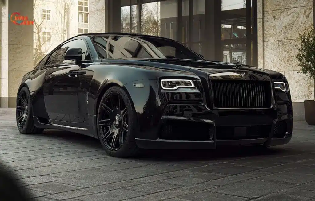 Rolls Royce Wraith 2025 mang đến một phong cách thể thao kết hợp cùng vẻ đẹp sang trọng, quyền lực