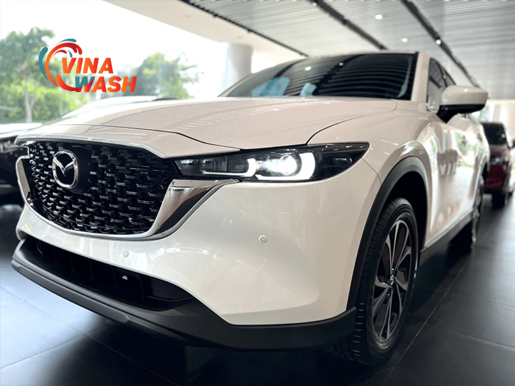 Crossover lai coupe, thiết kế tinh tế, trải nghiệm lái đậm chất thể thao.