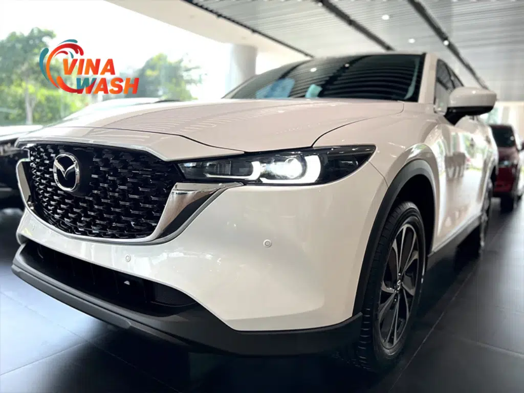 Crossover lai coupe, thiết kế tinh tế, trải nghiệm lái đậm chất thể thao.