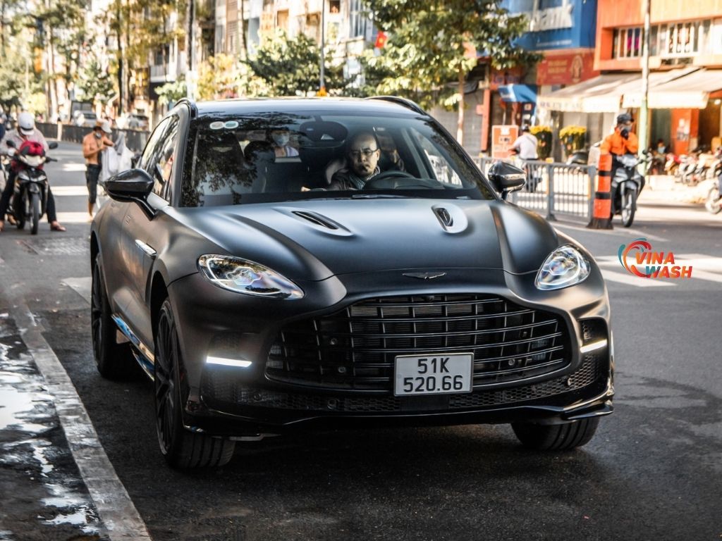 Aston Martin DBX707 của Đặng Lê Nguyên Vũ 