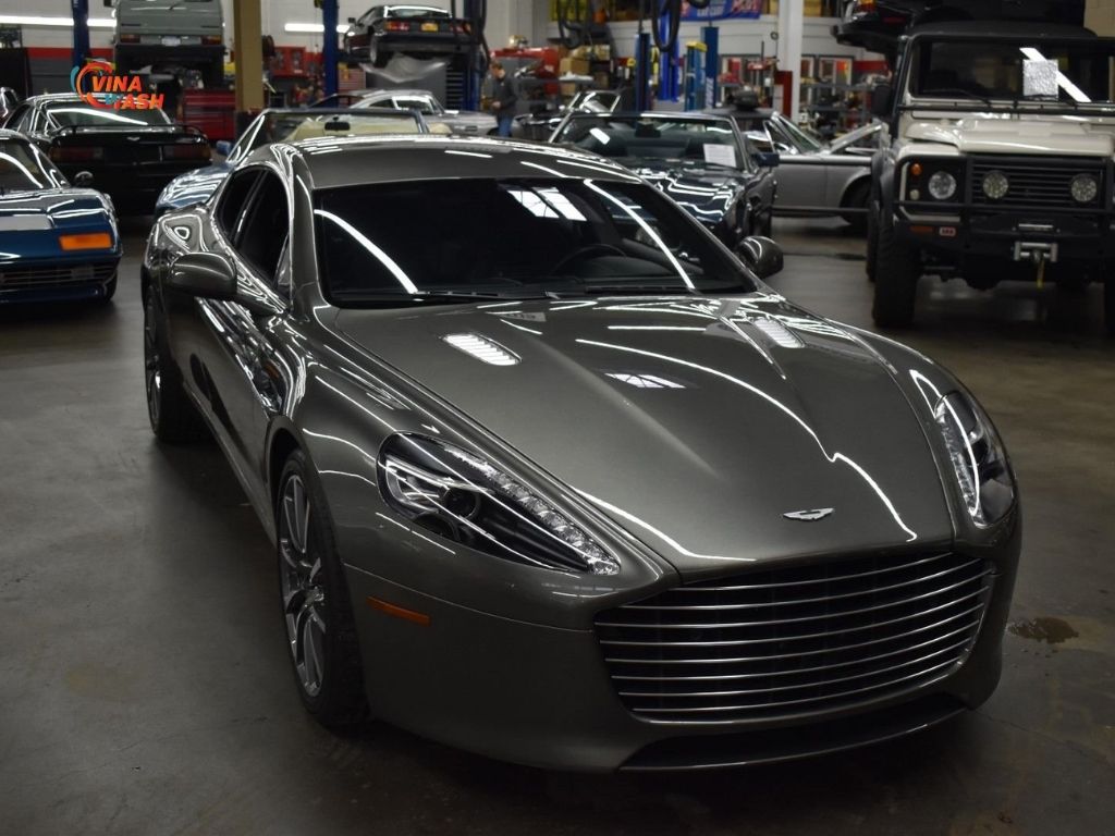Giới nhà giàu Việt Nam khá là thích dòng xe của Aston Martin