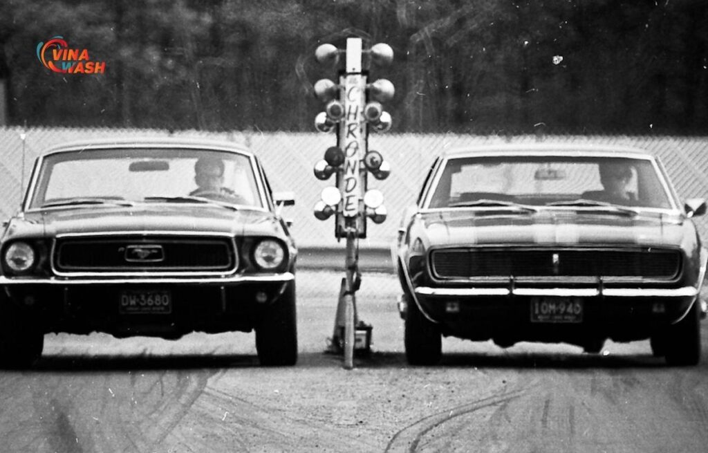 So sánh Mustang và Camaro 1970