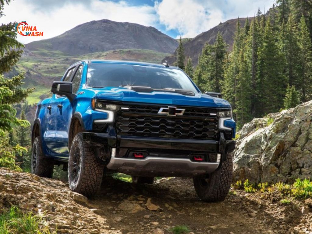 Chevrolet Silverado 2025 mang đến trải nghiệm lái offroad đỉnh cao với công nghệ tiết kiệm nhiên liệu chưa từng có