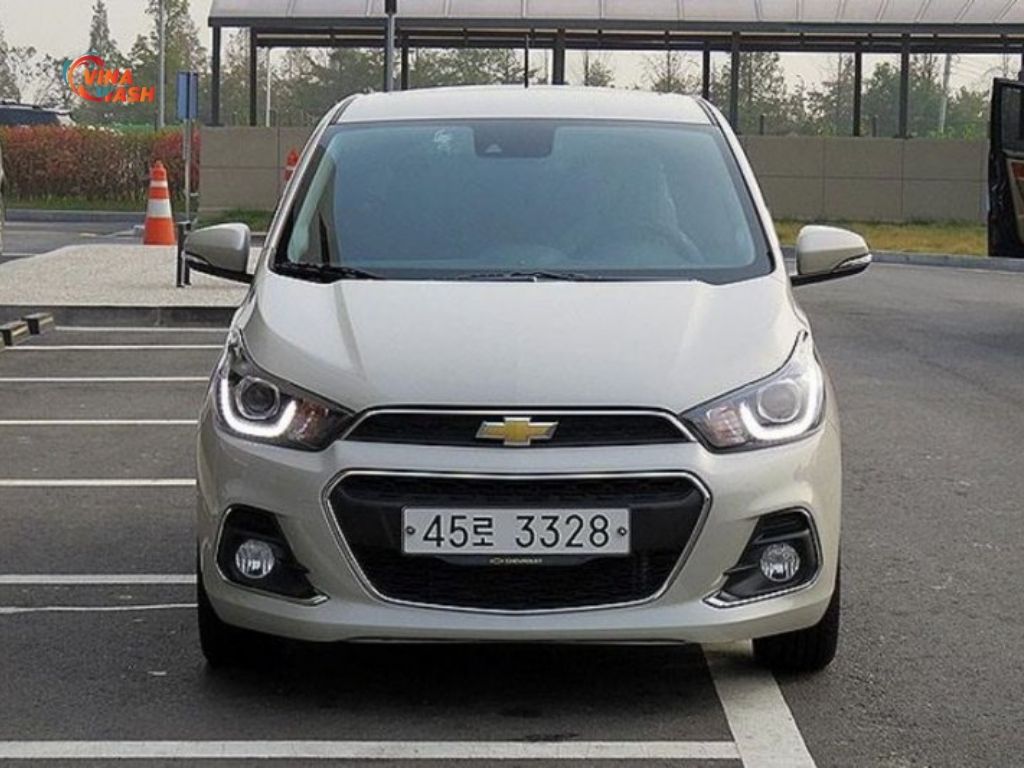 Phần đầu xe Chevrolet Spark