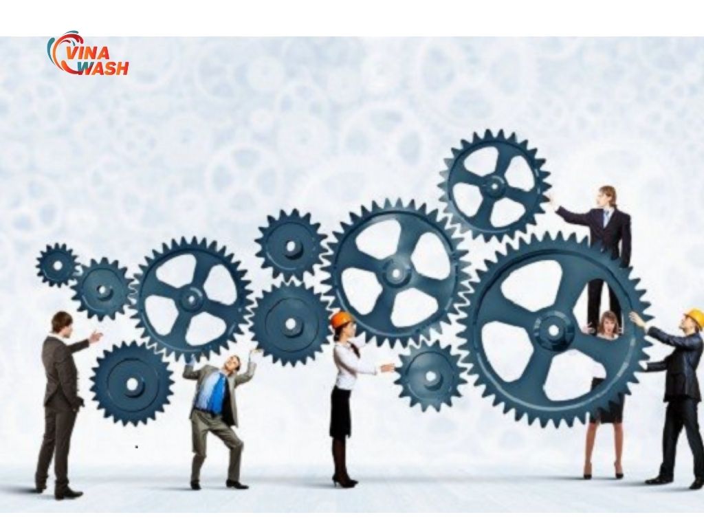 Một chiến lược rõ ràng sẽ dễ dàng xây dựng mô hình, quy trình, nhân sự, lợi nhuận xoay quanh nó, tạo ra một guồng máy có mục tiêu, mạnh, linh hoạt và luôn vận hành tốt 