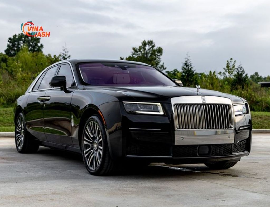 Rolls-Royce Ghost phù hợp cho chủ tịch, người đứng đầu trẻ tuổi 