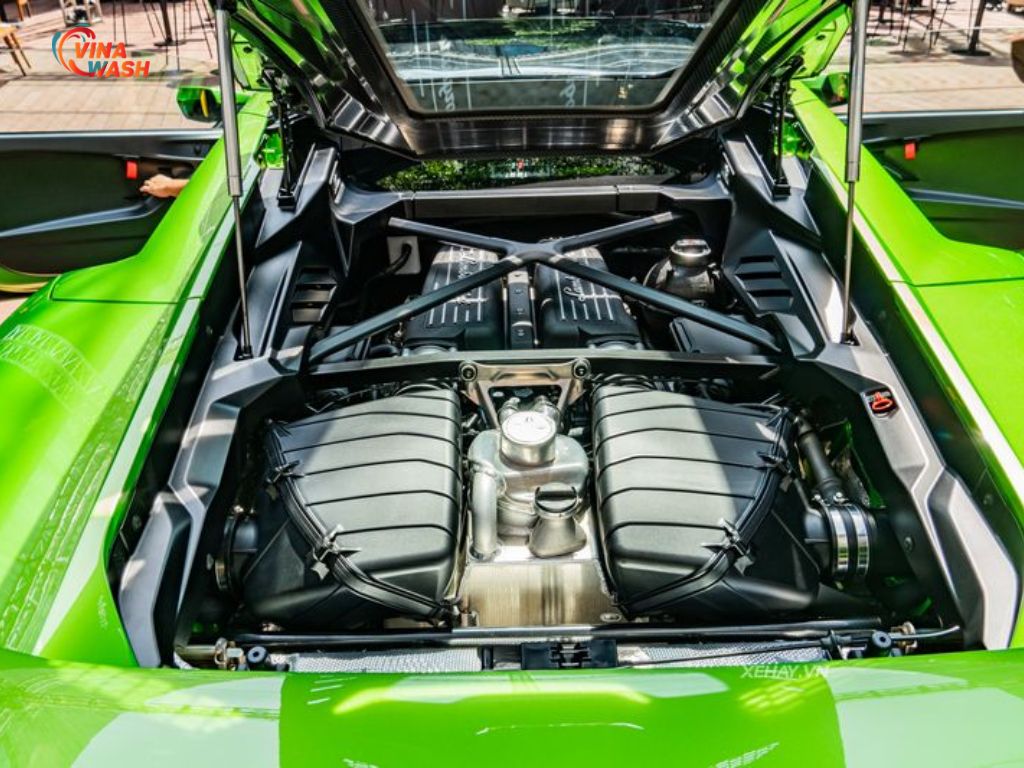  Lamborghini Huracan 2025 mang đến sức mạnh lên tới 631 mã lực và khả năng tăng tốc chỉ trong 3 giây